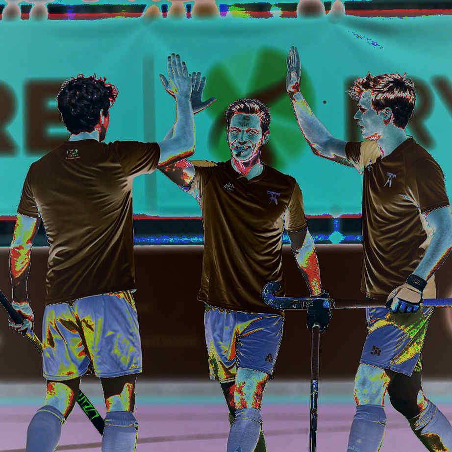 খালি গ্যালারি, ভরা হিসাব: ভারত-পাকিস্তান সেমিফাইনাল ও হকির চেনা সংকট