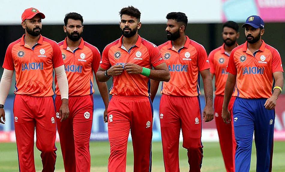 বেঙ্গলুরুতে সিরিজ ২-২: বৃষ্টির পর্দার আড়ালে ভারতের আসল সংবাদ