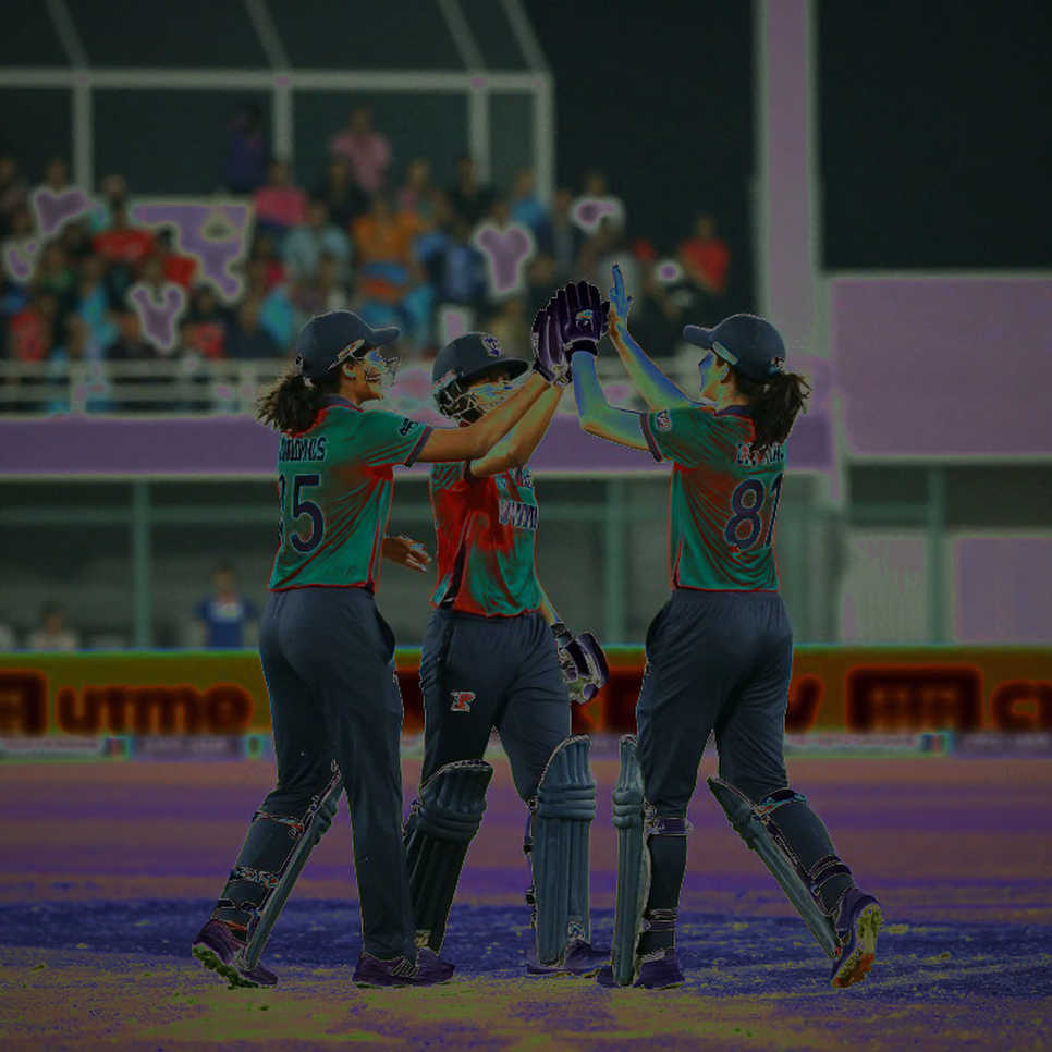 আটটি দলপত্র, একটি অর্ধশতক, এবং একটি শিরোনাম যা তথ্যের চেয়ে দ্রুত ছোটে